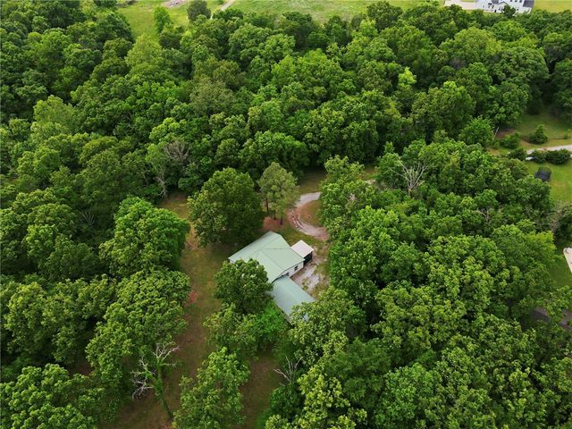 13225 Dawn View Drive, Gentry, AR 72734