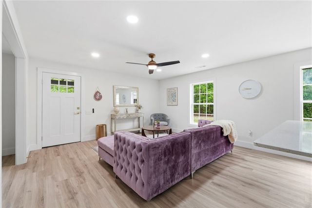 13225 Dawn View Drive, Gentry, AR 72734