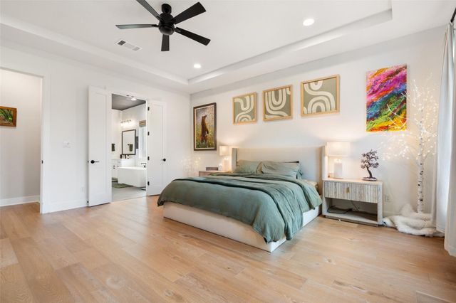 621 Kinnikinik LOOP, Austin, TX 78737