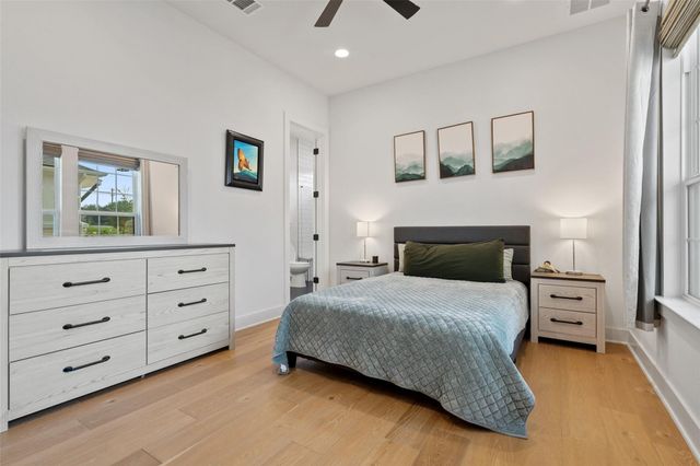 621 Kinnikinik LOOP, Austin, TX 78737