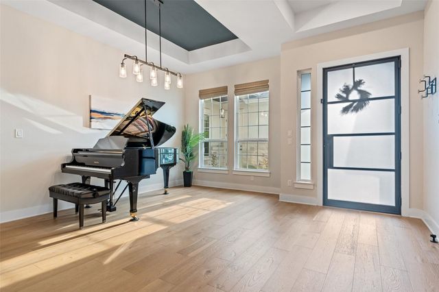 621 Kinnikinik LOOP, Austin, TX 78737