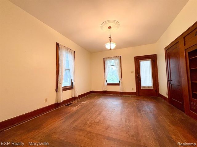 3809 Electric Avenue, Port Huron, MI 48060