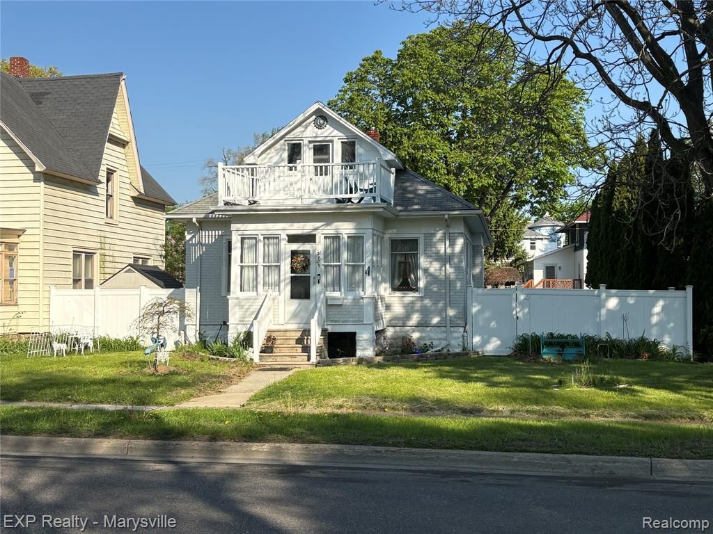 3809 Electric Avenue, Port Huron, MI 48060