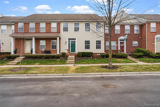 253 Stonegate, Pontiac, MI 48341