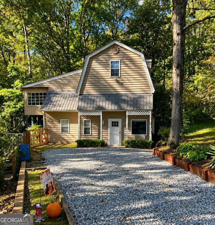 755 Beaver Lake Drive, Clarkesville, GA 30523 — exterior