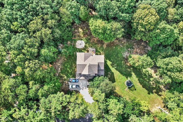 6792 Erika Lane, Nashville, IN 47448