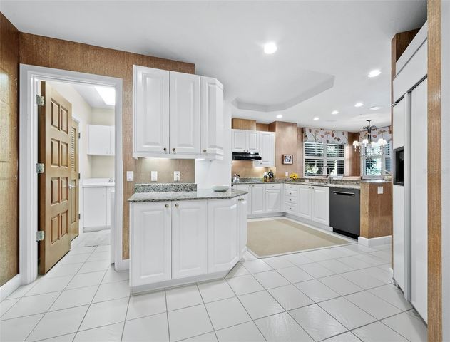 2185 GULF OF MEXICO DRIVE 212, Longboat Key, FL 34228