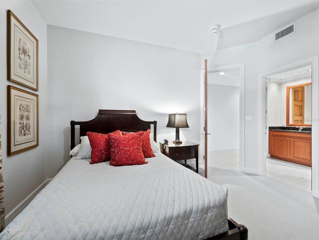 2185 GULF OF MEXICO DRIVE 212, Longboat Key, FL 34228