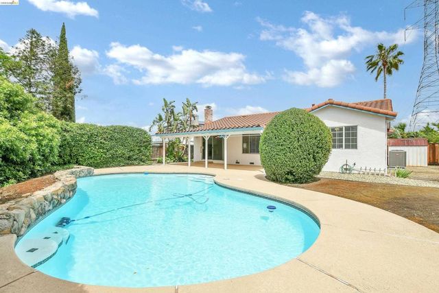 2213 Navarro Ct, Antioch, CA 94509