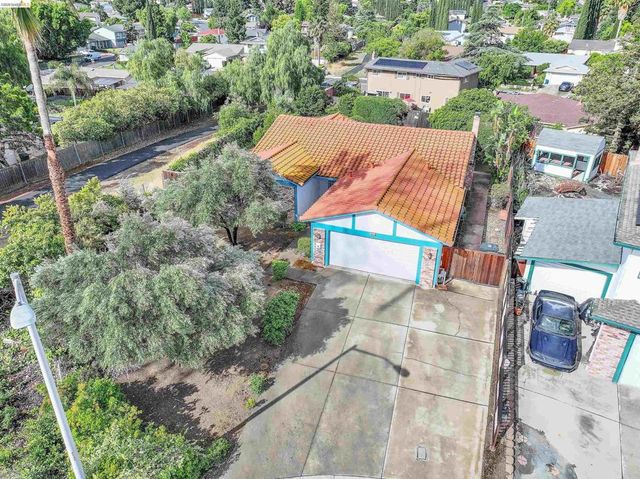 2213 Navarro Ct, Antioch, CA 94509