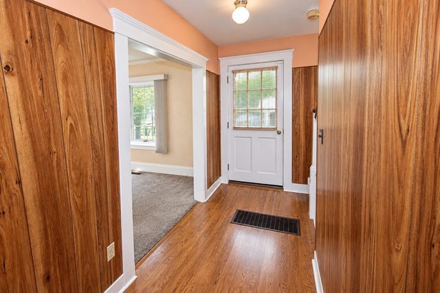 13 Fremont Place, Lynn, MA 01902