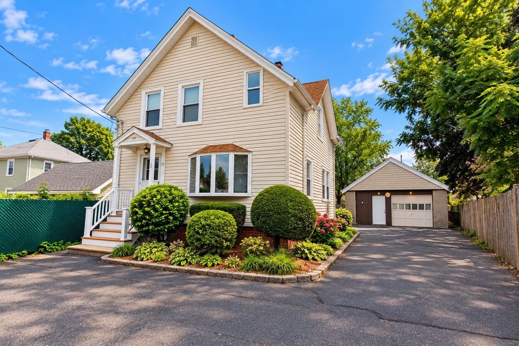 13 Fremont Place, Lynn, MA 01902