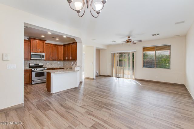 1707 W TWAIN Court, Anthem, AZ 85086