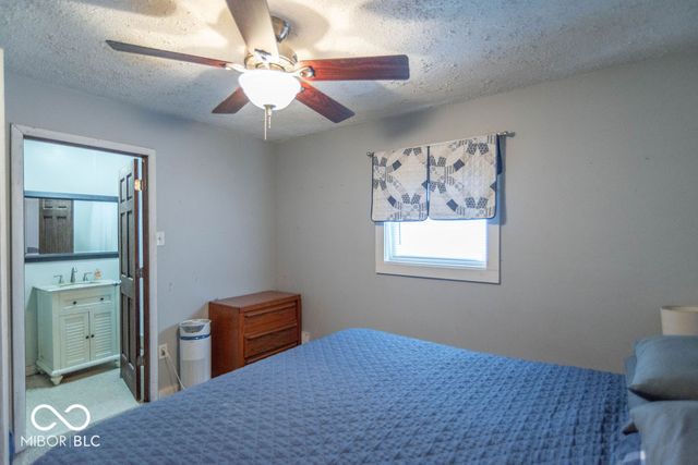 5850 E Lambert Lane, Camby, IN 46113