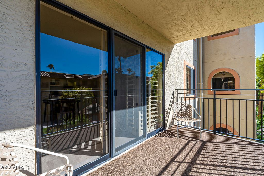 10330 W THUNDERBIRD Boulevard B204, Sun City, AZ 85351 — photo 5