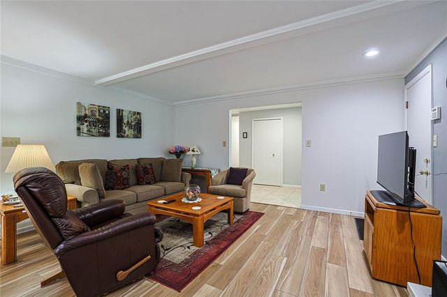 8910 Springrun Lane, Washington Twp, OH 45458