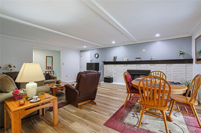 8910 Springrun Lane, Washington Twp, OH 45458