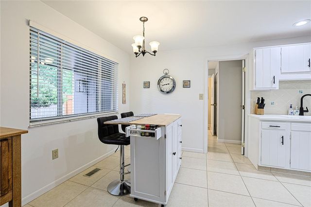 8910 Springrun Lane, Washington Twp, OH 45458