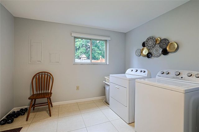 8910 Springrun Lane, Washington Twp, OH 45458
