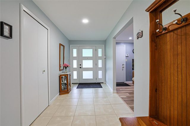 8910 Springrun Lane, Washington Twp, OH 45458