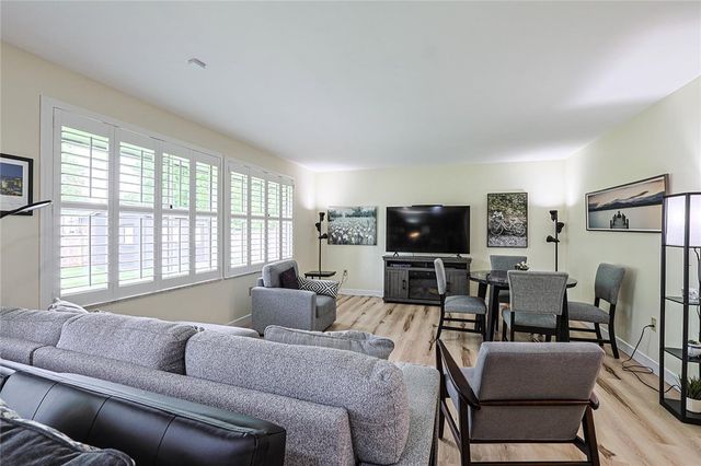 8910 Springrun Lane, Washington Twp, OH 45458