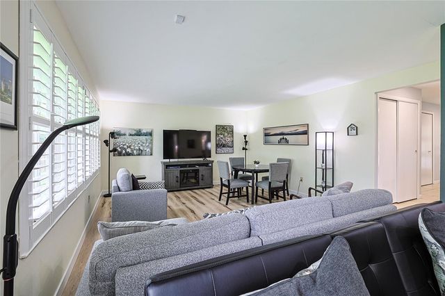 8910 Springrun Lane, Washington Twp, OH 45458