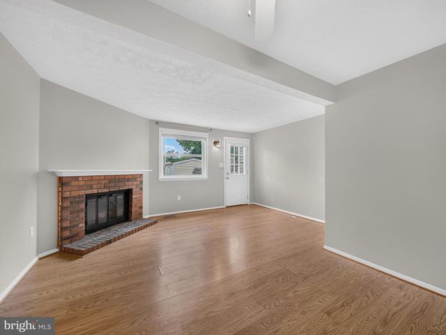 7648 FAIRBANKS CT, Hanover, MD 21076