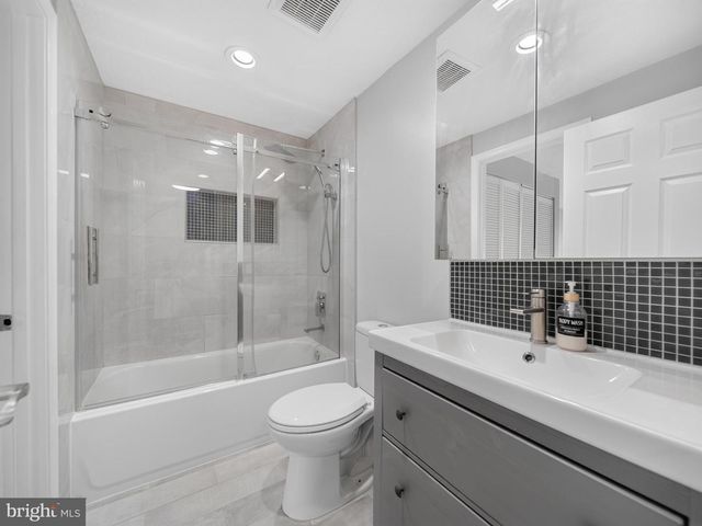 7648 FAIRBANKS CT, Hanover, MD 21076