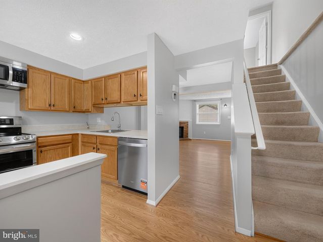 7648 FAIRBANKS CT, Hanover, MD 21076