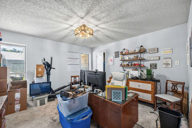 1223 Heather Street, Grapevine, TX 76051