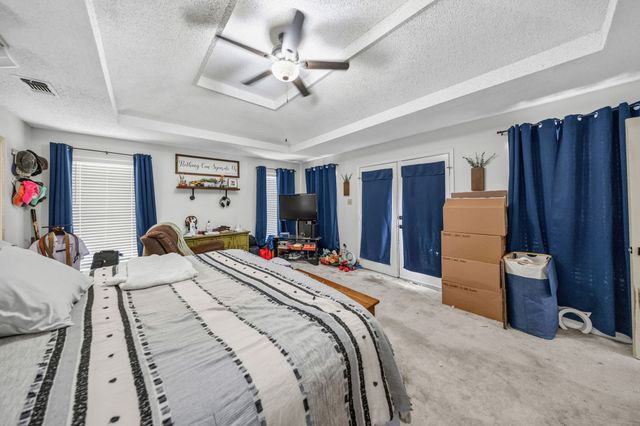 1223 Heather Street, Grapevine, TX 76051