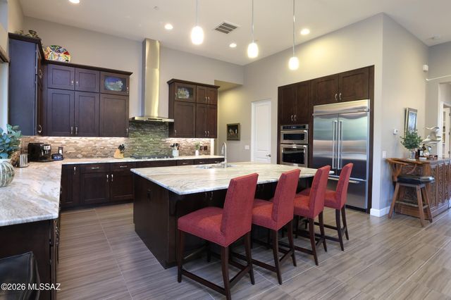 917 W Enclave Canyon Court, Oro Valley, AZ 85755