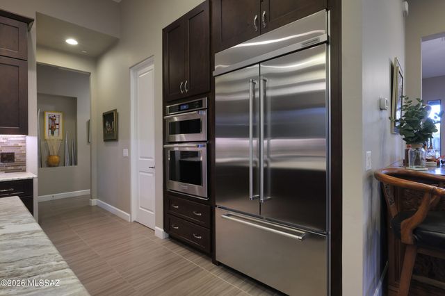 917 W Enclave Canyon Court, Oro Valley, AZ 85755