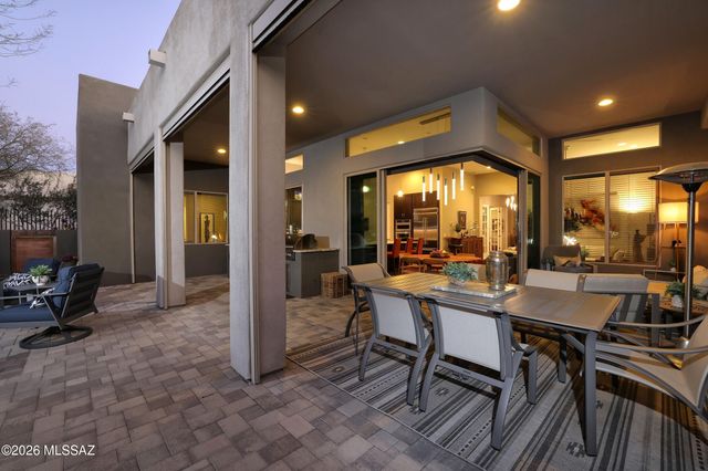 917 W Enclave Canyon Court, Oro Valley, AZ 85755