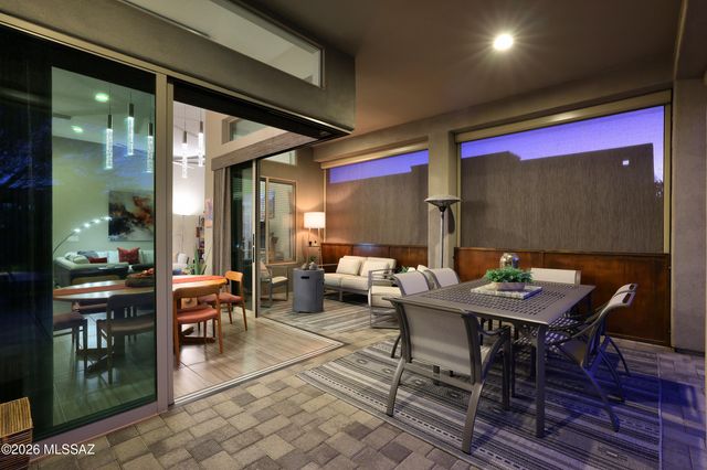 917 W Enclave Canyon Court, Oro Valley, AZ 85755