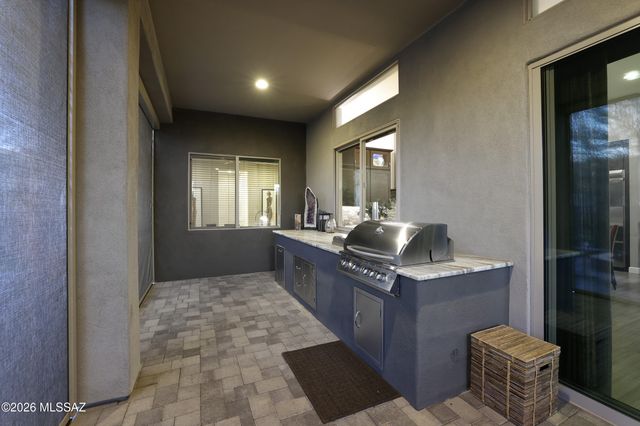 917 W Enclave Canyon Court, Oro Valley, AZ 85755