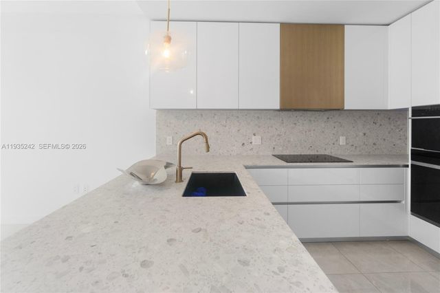 2678 Tigertail Ave 715, Miami, FL 33133