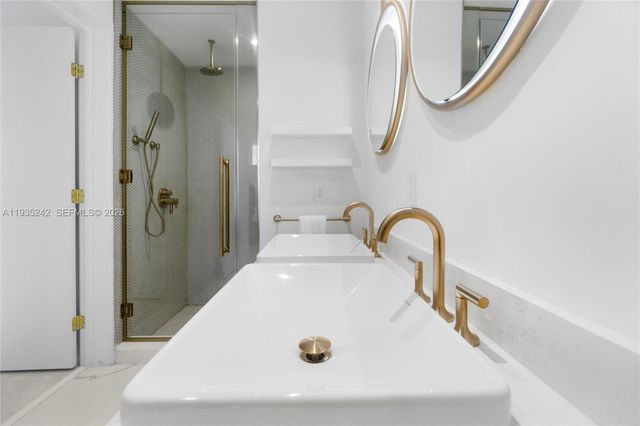 2678 Tigertail Ave 715, Miami, FL 33133