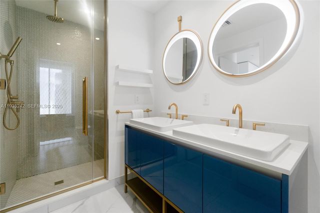 2678 Tigertail Ave 715, Miami, FL 33133