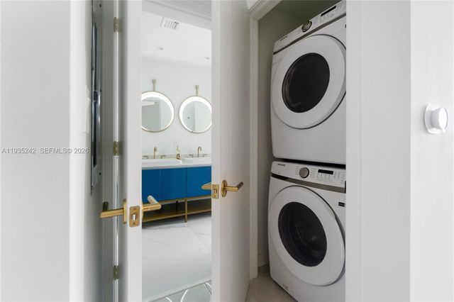 2678 Tigertail Ave 715, Miami, FL 33133