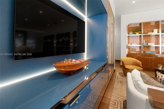 2678 Tigertail Ave 715, Miami, FL 33133