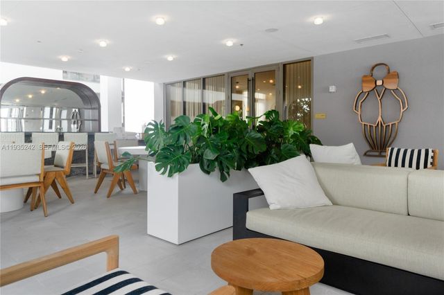 2678 Tigertail Ave 715, Miami, FL 33133