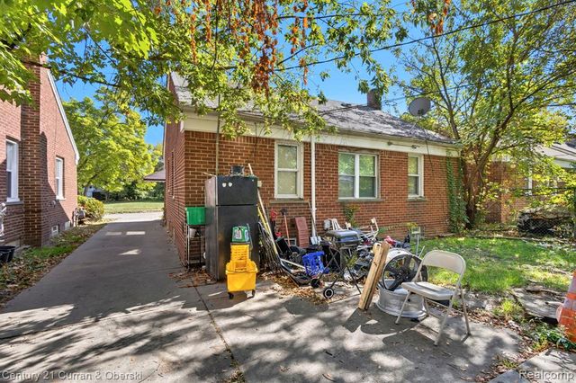 12729 Grandmont Avenue, Detroit, MI 48227