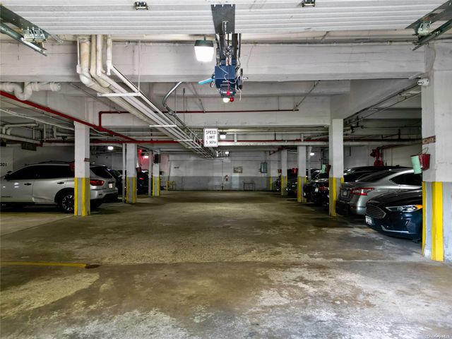 83-30 98th Street 1A, Woodhaven, NY 11421