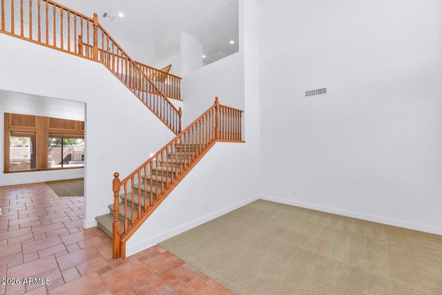 5902 W GAMBIT Trail, Phoenix, AZ 85083