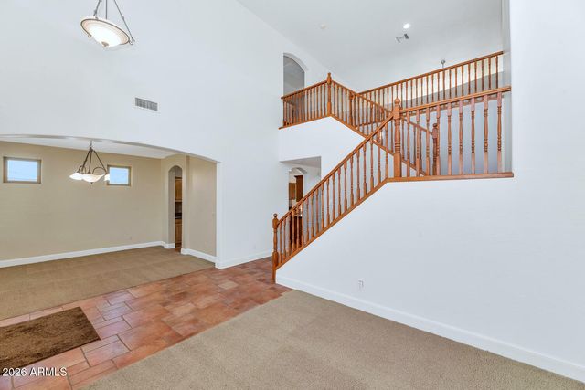 5902 W GAMBIT Trail, Phoenix, AZ 85083