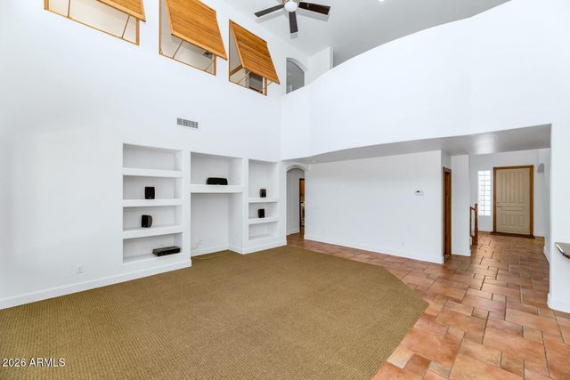 5902 W GAMBIT Trail, Phoenix, AZ 85083