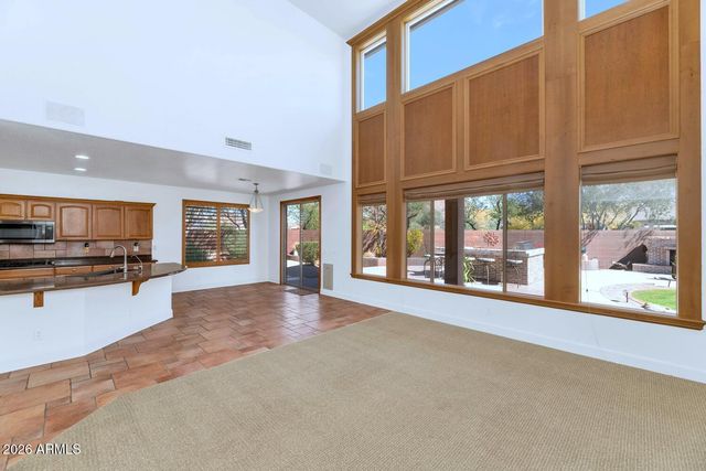 5902 W GAMBIT Trail, Phoenix, AZ 85083