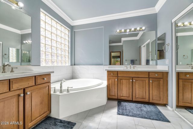 5902 W GAMBIT Trail, Phoenix, AZ 85083