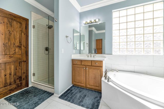 5902 W GAMBIT Trail, Phoenix, AZ 85083